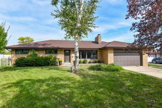 2237 Crestview COURT, Wauwatosa, WI 53226