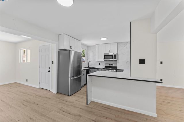 2512 Tennessee Street, Vallejo, CA 94591