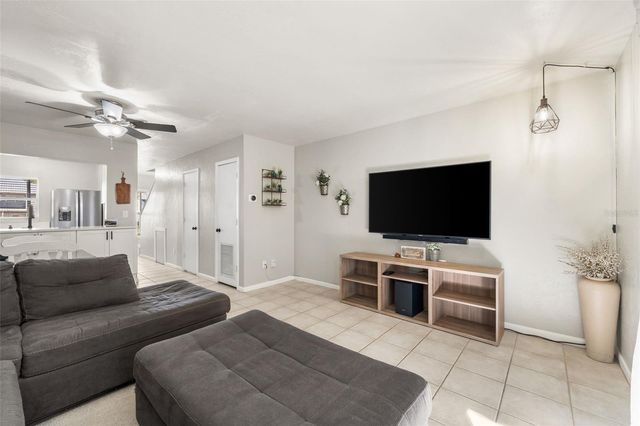 4007 SW 26TH TERRACE A, Gainesville, FL 32608