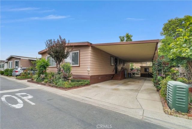 11250 Beach 4, Stanton, CA 90680