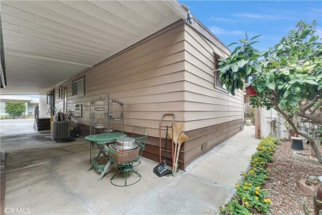 11250 Beach 4, Stanton, CA 90680