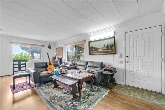 11250 Beach 4, Stanton, CA 90680