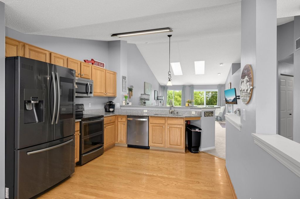 2161 Cool Stream Circle, Eagan, MN 55122 — photo 5