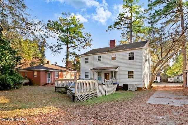 1605 Waverly Avenue, Kinston, NC 28504