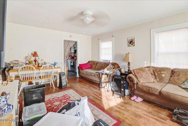 1605 Waverly Avenue, Kinston, NC 28504