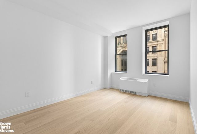 1 Wall St Apt 1805, New York City, NY 10005