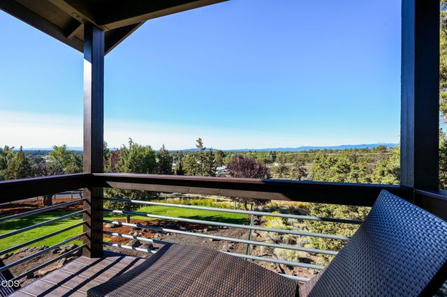 21042 Robin Avenue, Bend, OR 97703
