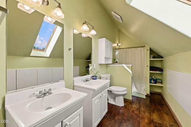 21042 Robin Avenue, Bend, OR 97703