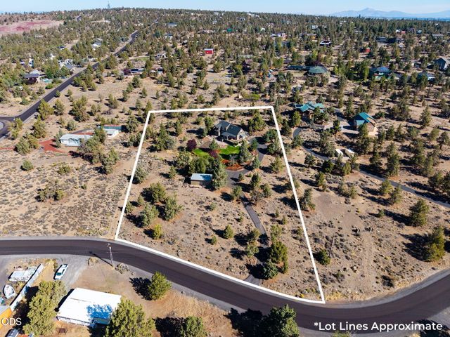 21042 Robin Avenue, Bend, OR 97703