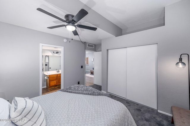 1694 E Calle Grandiosa, Tucson, AZ 85706