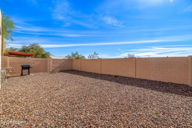 1694 E Calle Grandiosa, Tucson, AZ 85706