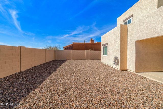 1694 E Calle Grandiosa, Tucson, AZ 85706