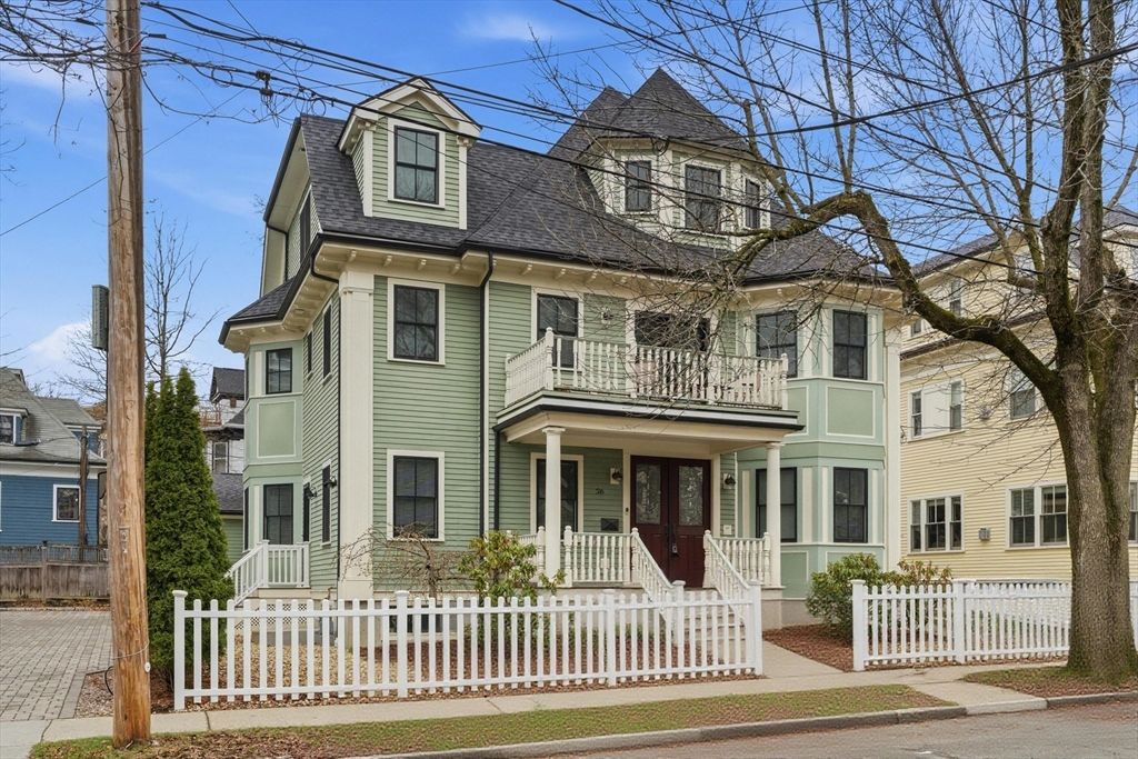 36 Naples Rd, Brookline, MA 02446