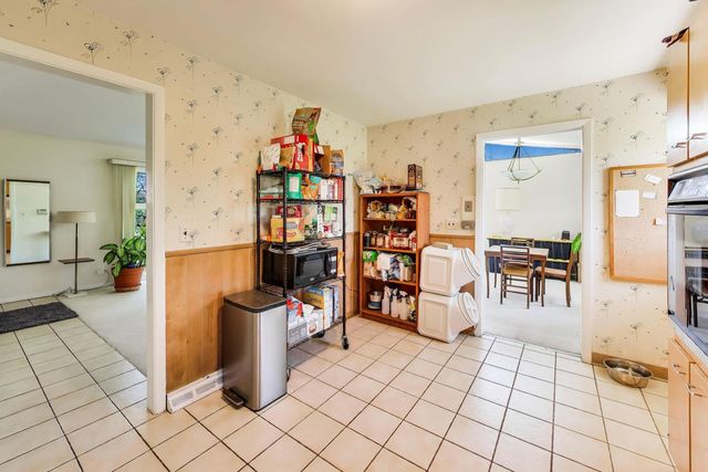 2710 Marl Oak Drive, Highland Park, IL 60035