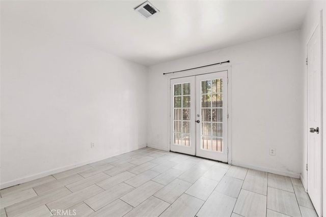 2135 Down, Riverside, CA 92507