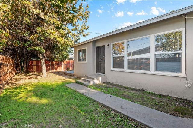 2135 Down, Riverside, CA 92507
