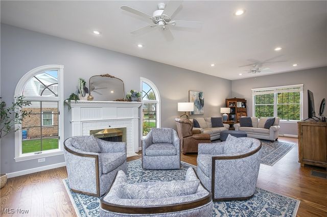 2866 Carie Hill Circle NW, Massillon, OH 44646