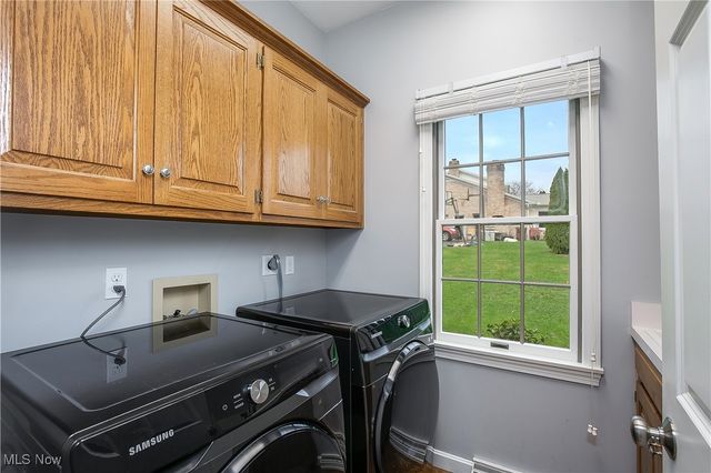 2866 Carie Hill Circle NW, Massillon, OH 44646