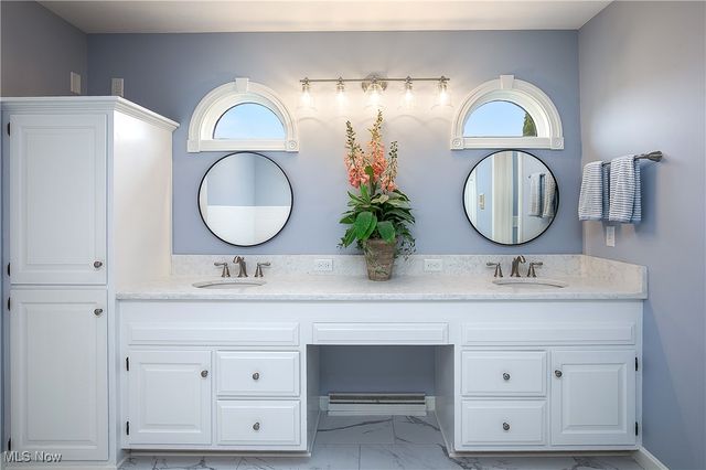 2866 Carie Hill Circle NW, Massillon, OH 44646