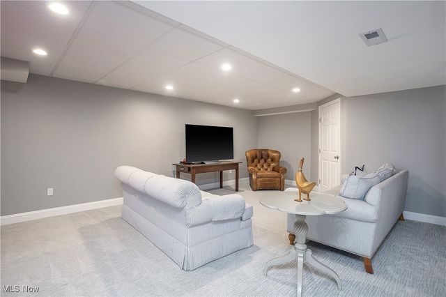 2866 Carie Hill Circle NW, Massillon, OH 44646