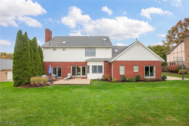 2866 Carie Hill Circle NW, Massillon, OH 44646