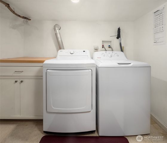 232 N Sunset Drive, Camano Island, WA 98282