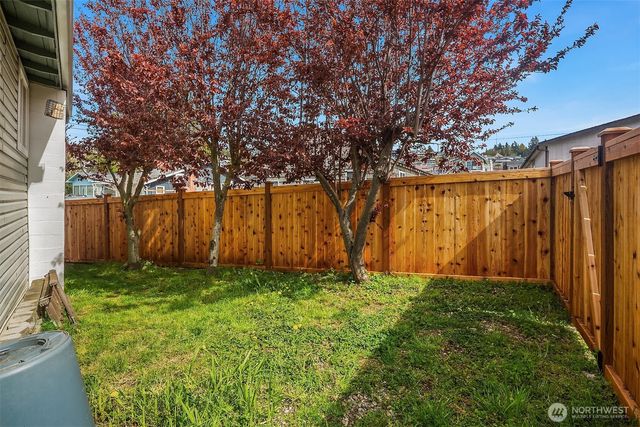 232 N Sunset Drive, Camano Island, WA 98282