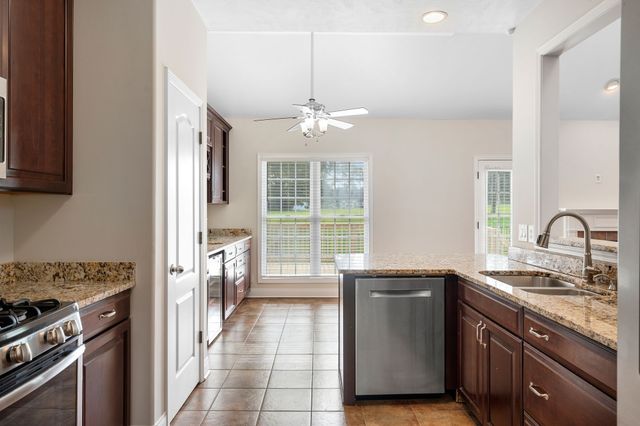 205 Cullom Way, Clarksville, TN 37043