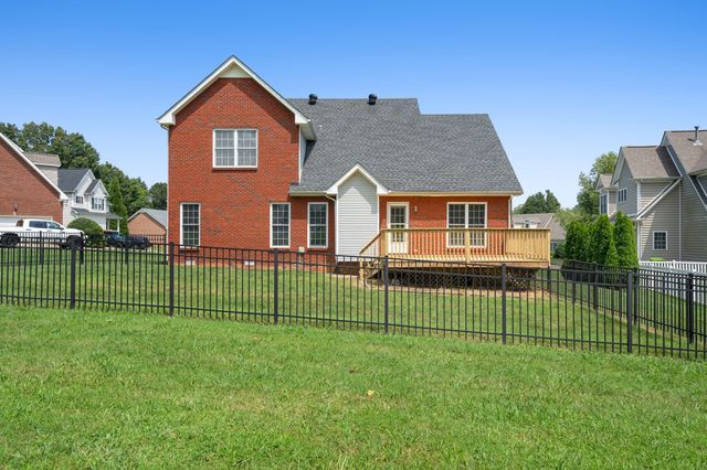 205 Cullom Way, Clarksville, TN 37043