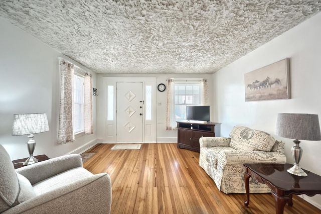 1616 W PHILADELPHIA ST, York, PA 17404