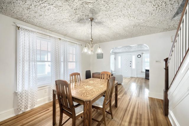 1616 W PHILADELPHIA ST, York, PA 17404