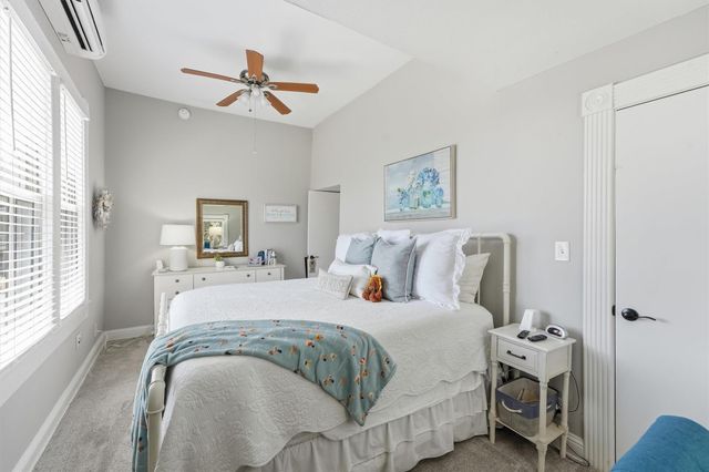 1310 19th Street, Galveston, TX 77550