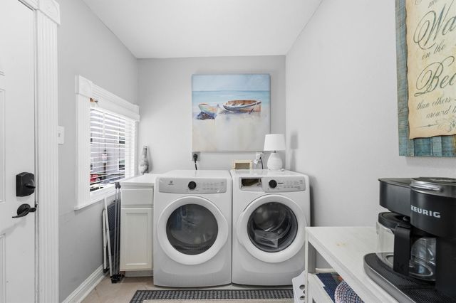 1310 19th Street, Galveston, TX 77550