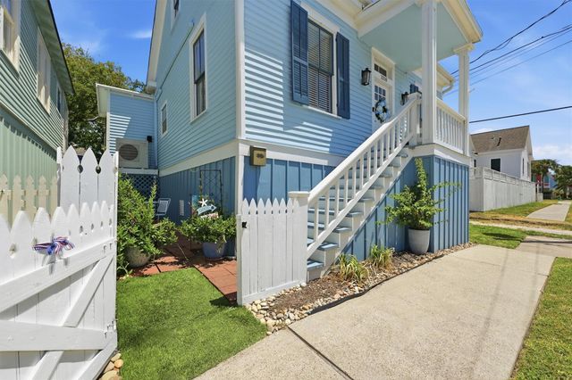 1310 19th Street, Galveston, TX 77550
