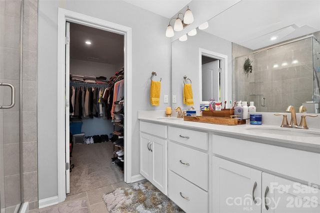 13327 Savaine Street, Charlotte, NC 28278