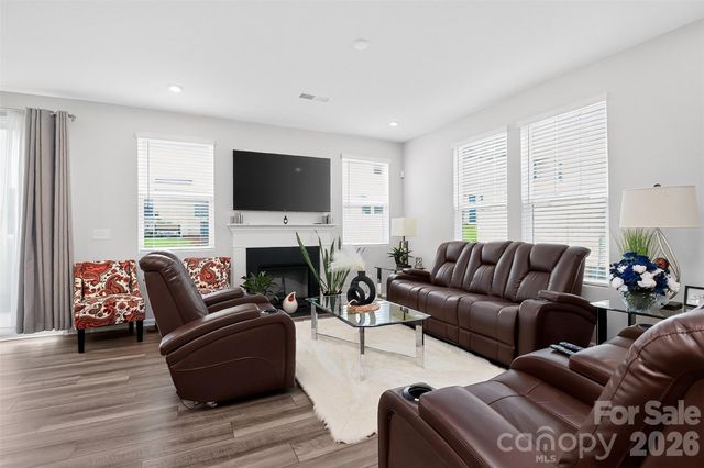13327 Savaine Street, Charlotte, NC 28278