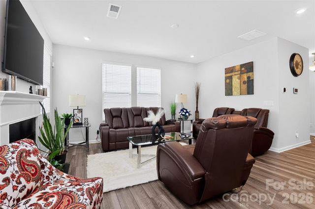13327 Savaine Street, Charlotte, NC 28278