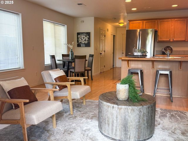 13416 Se HAROLD St 9, Portland, OR 97236