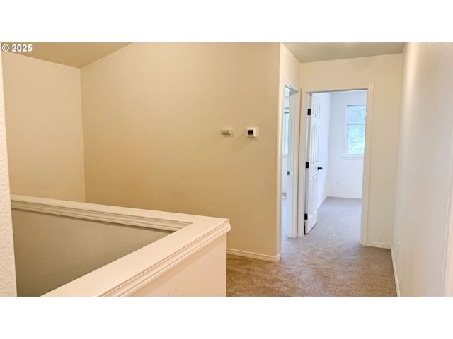 13416 Se HAROLD St 9, Portland, OR 97236