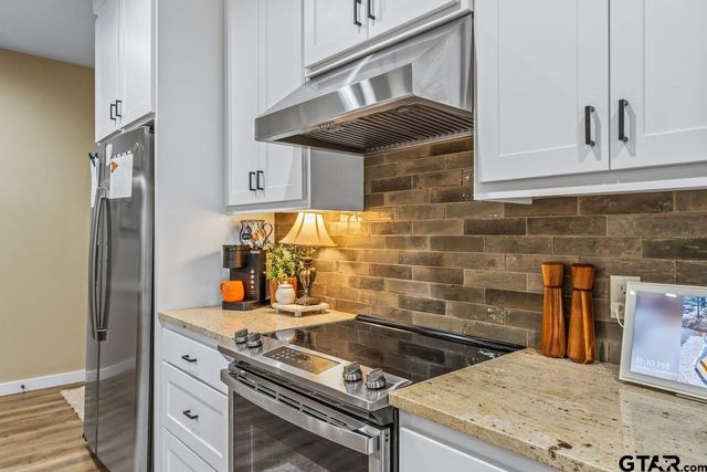 1190 COUNTY ROAD 3900, Hawkins, TX 75765