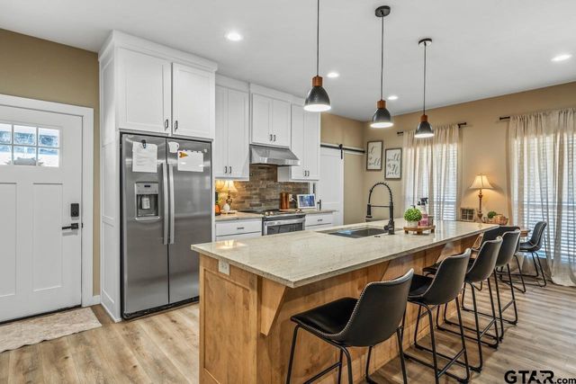 1190 COUNTY ROAD 3900, Hawkins, TX 75765