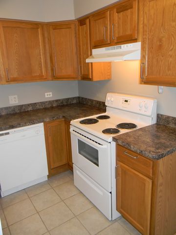 10608 Brooks Lane C2, Chicago Ridge, IL 60415