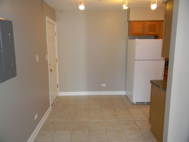 10608 Brooks Lane C2, Chicago Ridge, IL 60415