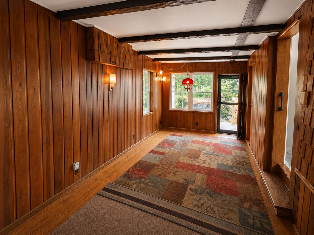 Image 26 of property listing at 831 E 5th Street, Centralia, IL 62801