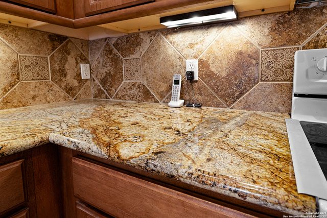 225 Anne Louise, New Braunfels, TX 78130