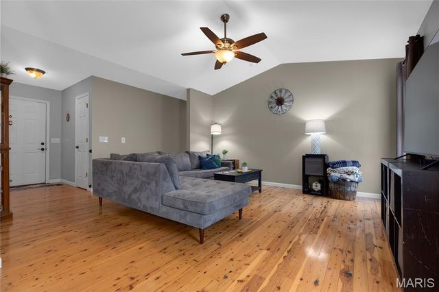 233 Gobbler Drive, Troy, MO 63379