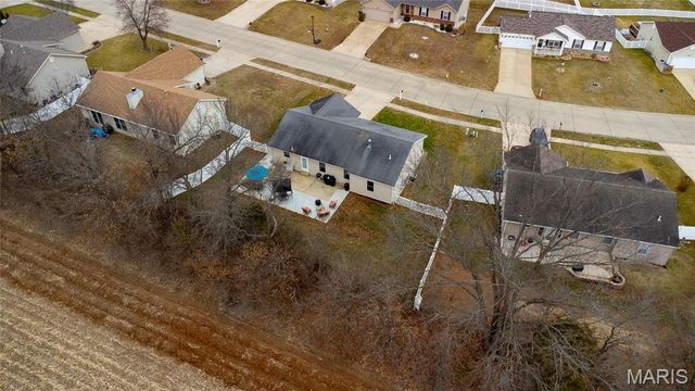 233 Gobbler Drive, Troy, MO 63379