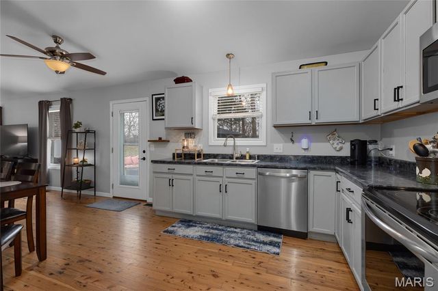 233 Gobbler Drive, Troy, MO 63379