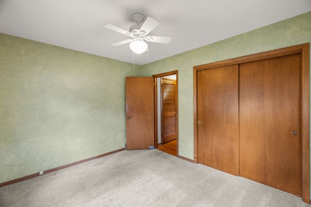 1015 Thornton Avenue, Des Moines, IA 50315