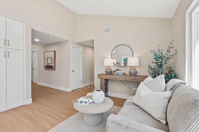 6448 Berwickshire Way, San Jose, CA 95120